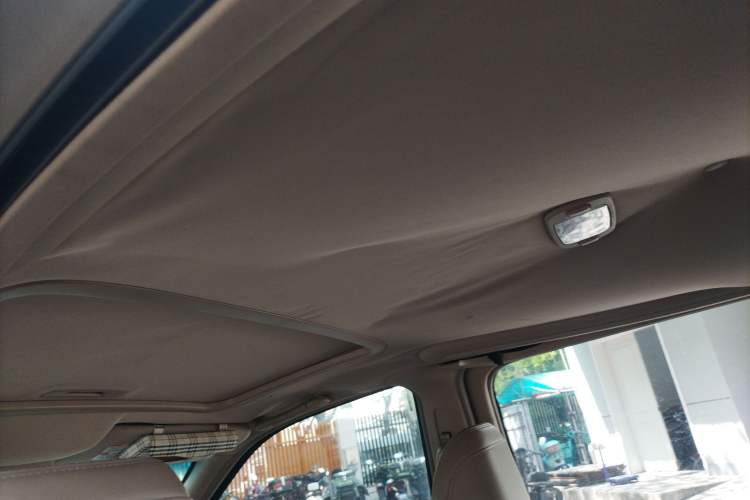 Used Buick GL8 2013 2.4L Classic Edition Headliner