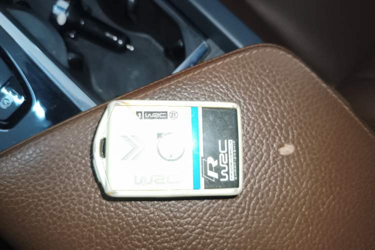 Used Volvo XC60 2021 T5 4x4 Smart Luxury Edition Vehicle Key