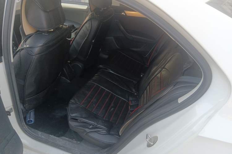 Used Skoda Rapid 2018 1.6L Automatic Comfort Edition Left Rear Seat