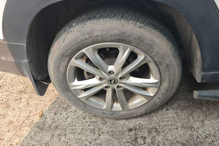 Used Dongfeng Fengon S560 2019 1.8L Manual Urban Model