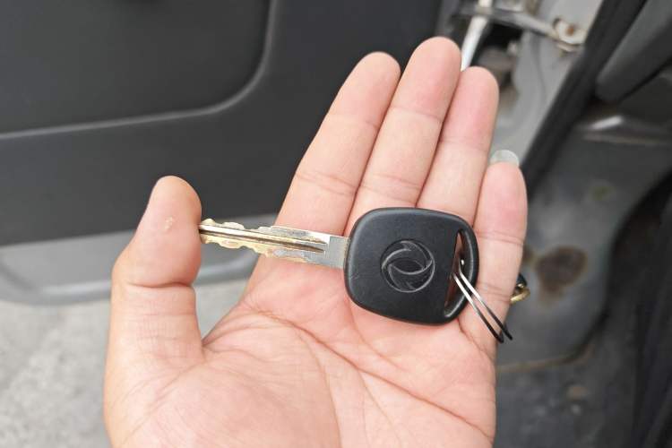 Used Dongfeng Xiaokang K07 2015 1.0L Practical E-commerce Version BG10-07
