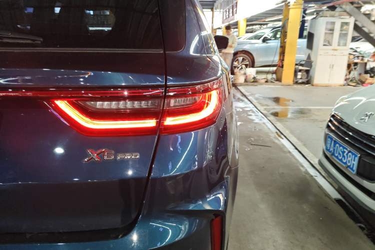 Used Geely Auto Vision X6 2021 PRO 1.4T Automatic Prestige Model