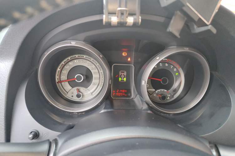 Used Mitsubishi Pajero 2015 3.0L Automatic Luxury Version China IV Standard Instrument Cluster