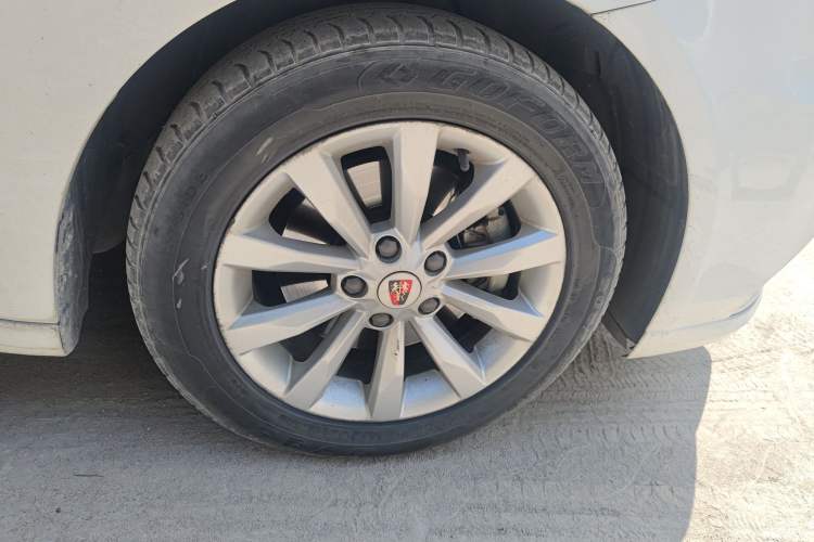 Used Roewe i6 New Energy 2017 45T Hybrid Connect & Smart Enjoyment Edition Right Front Wheel Hub