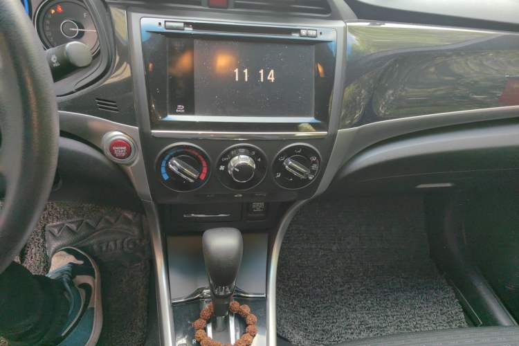 Used Honda Crider 2015 1.8L automatic luxury edition