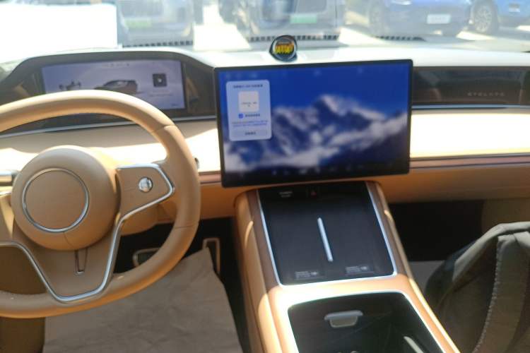 Used Hima Stelato S9 2024 All-Electric Ultra Four-Wheel-Drive Flagship Edition Audio And AC Panel