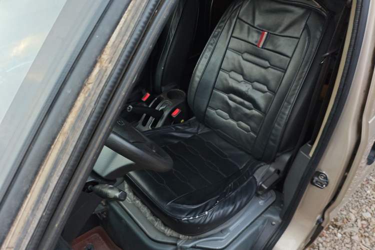 Used Wuling Rongguang 2020 1.5L Extended Basic Version China VI Standard L3C Left Front Seat