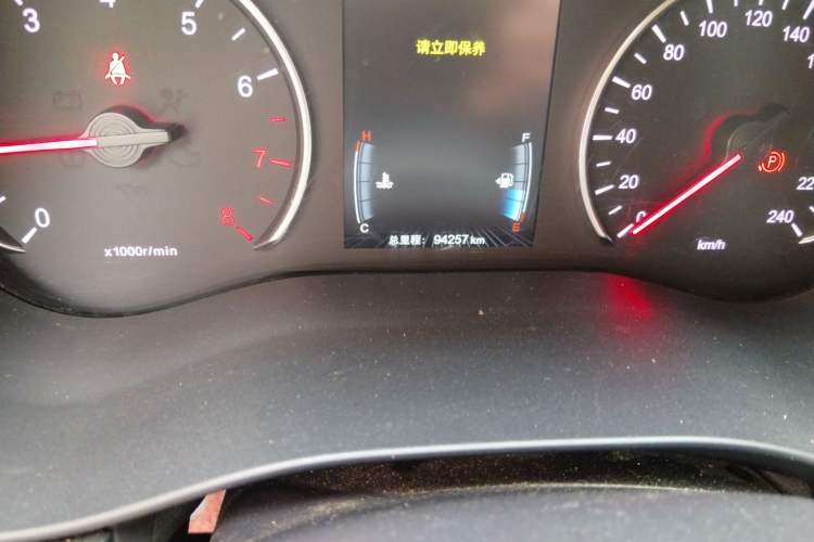 Used BYD Song MAX 2018 1.5T Automatic Smart Connect Luxury 6-Seater