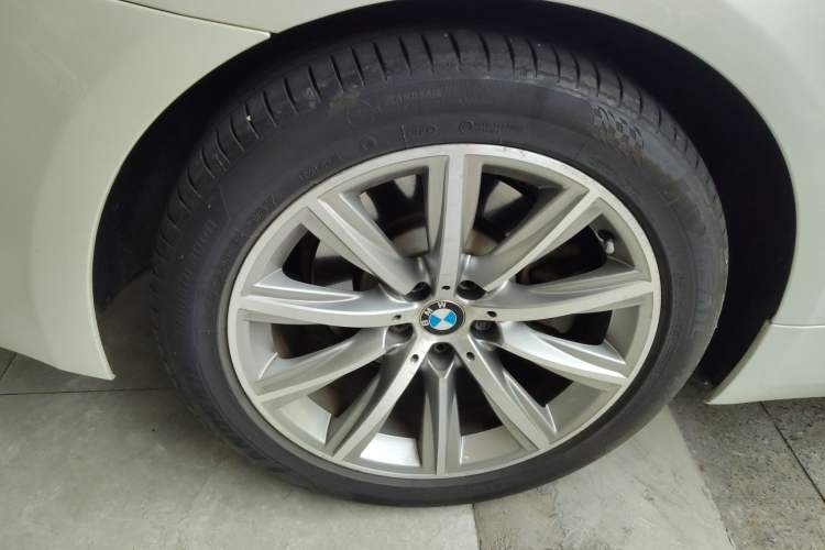 Used BMW 5 Series 2018 528Li Launch Special Edition Right Rear Wheel Hub