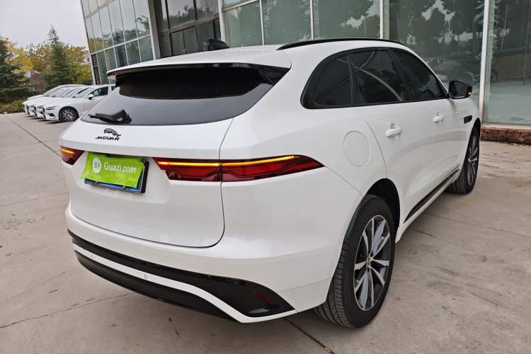 Used Jaguar F-PACE 2024 P250 R-Dynamic SE
