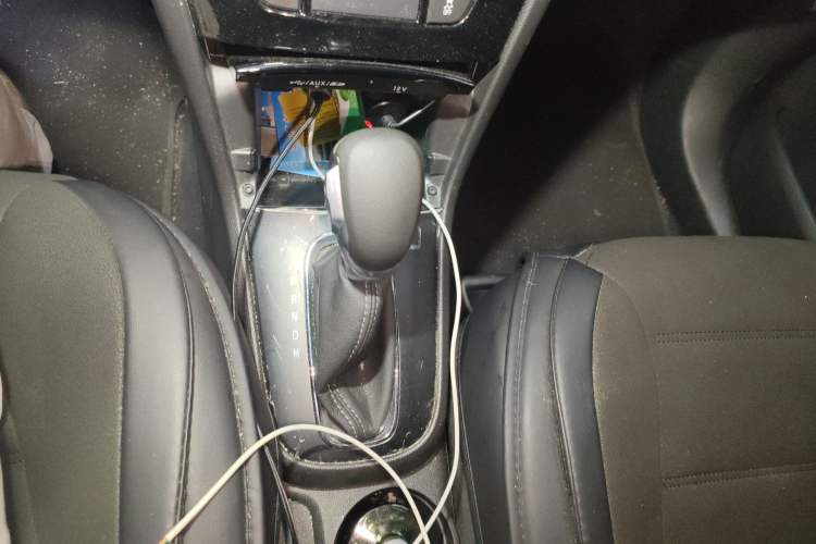 Used Buick Encore 2018 18T Automatic Two-Wheel Drive Urban Leading Model Gear Lever