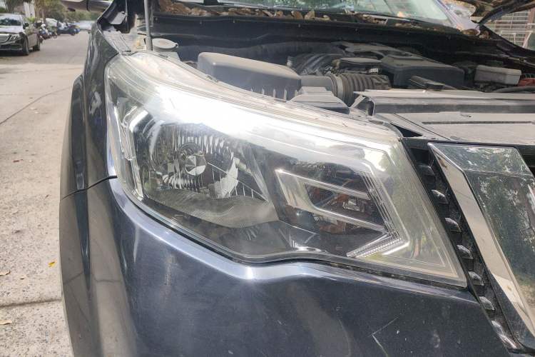 Used Nissan Terra 2020 2.5L XL Upper 4WD Automatic Four-Wheel Drive Luxury Edition Right Front Headlight