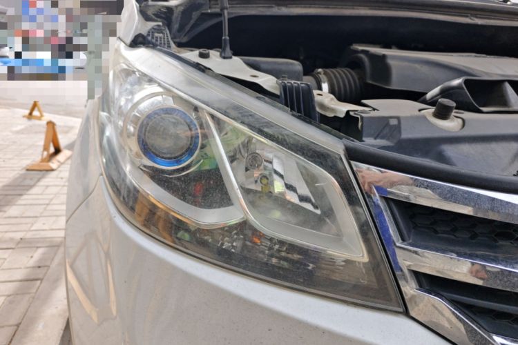 Used SAIC MAXUS G10 2016 2.0T Manual Elite Edition
