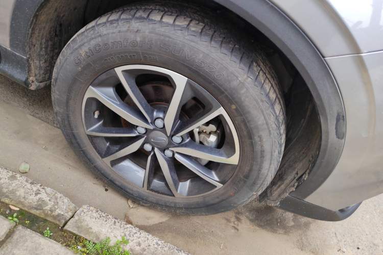 Used Geely Auto Coolray 2020 Facelift 240T DCT Hunter
