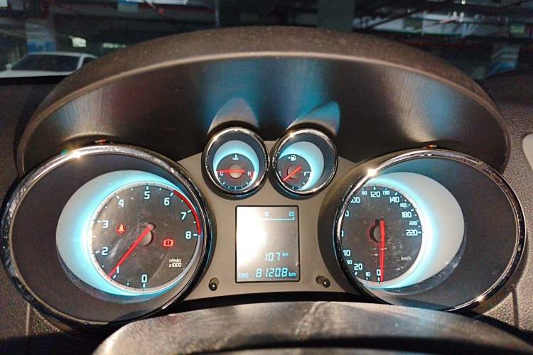 Used CHANGAN CS35 2015 1.6L Automatic Luxury Model China IV Standard