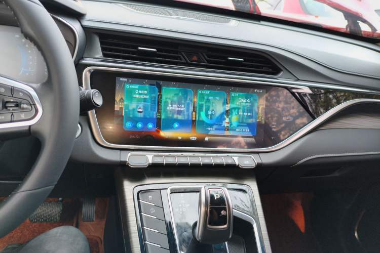 Used Geely Auto Emgrand X7 Sport 2020 1.8TD DCT Smart Connect PRO Audio And AC Panel