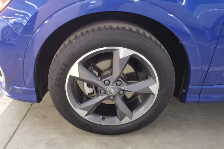 Used Audi Q3 2021 35 TFSI Fashion Dynamic Model