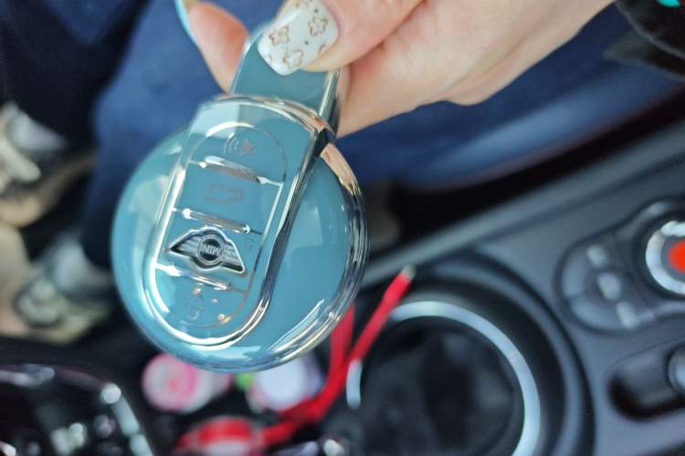 Used MINI Clubman 2018 1.5T COOPER Artist Vehicle Key