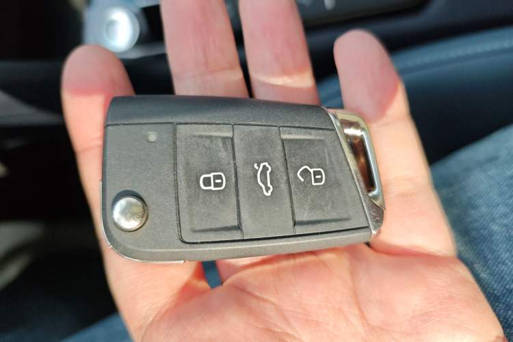 Used Volkswagen Tharu 2024 300TSI Two-Wheel-Drive Moon Luxury Edition Interior 1