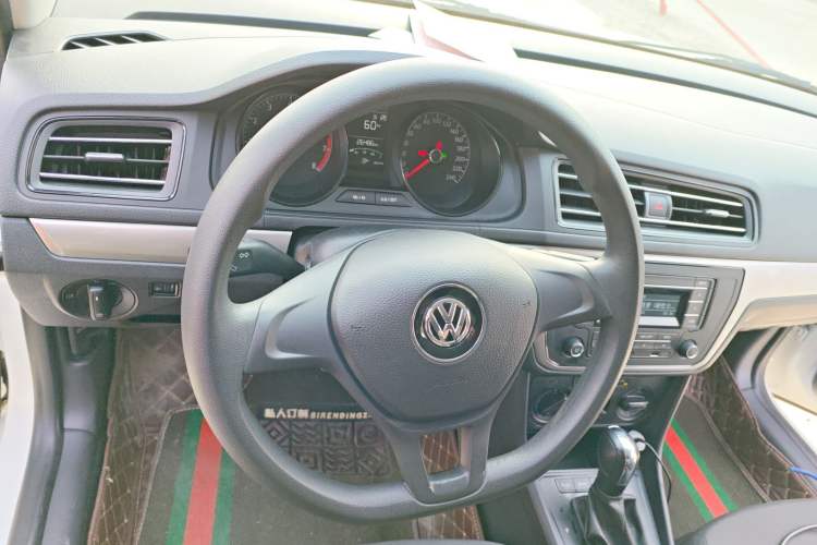 Used Volkswagen Lavida 2019 Lavida Start 1.5L Automatic Trendy Version China VI Standard Steering Wheel