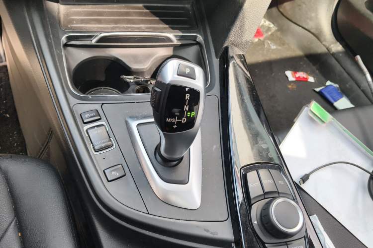 Used BMW 3 Series 2017 320Li Fashion Model
