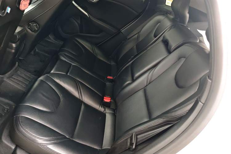 Used Volvo V40 2017 T3 Zhiya Edition