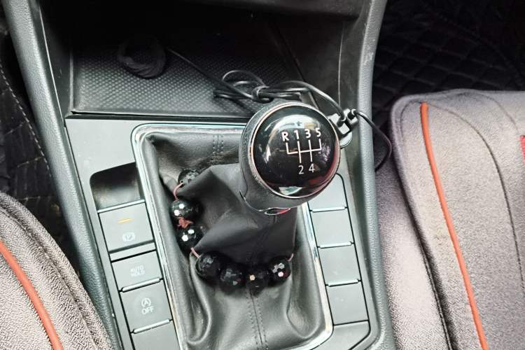 Used Volkswagen Bora 2019 Revised Version 1.5L Manual Fashion Edition China VI Standard