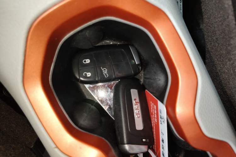 Used Jeep Renegade 2016 1.4T Automatic Jingneng Version+ Vehicle Key