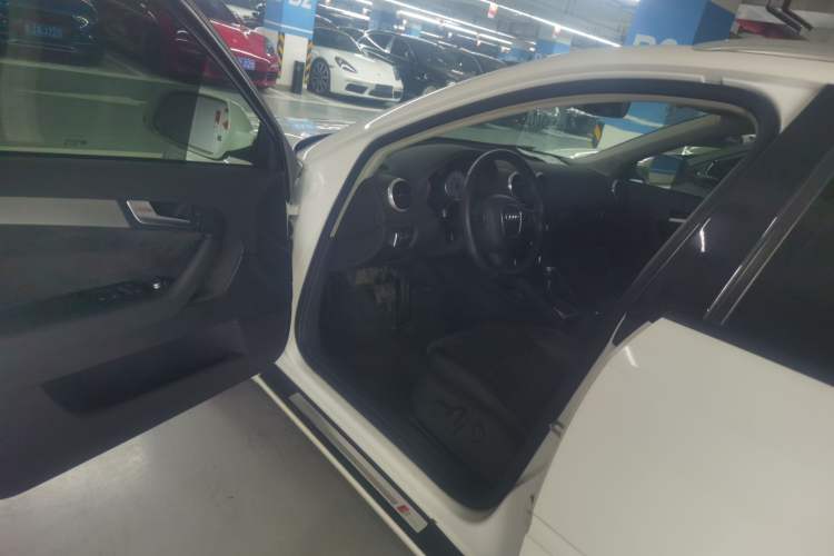 Used Audi A3 2013 Sportback 35 TFSI Luxury Model
