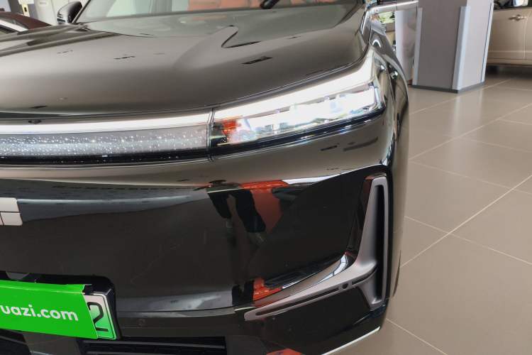 Used Geely Galaxy M9 2025 Model 210km Four-Wheel-Drive Leading Edition Left Front Headlight