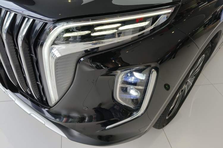 Used Hongqi HS7 PHEV 2024 2.0T PHEV Four-Wheel Drive Flagship Edition 6 Seats Left Front Headlight