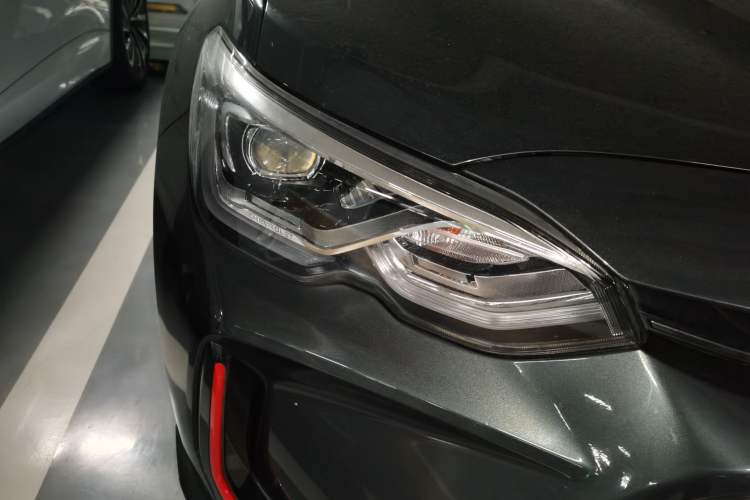 Used Chevrolet Orlando 2018 Redline 530T Automatic Zhaoxiang Edition (5+2 Seating) – China V Standard
