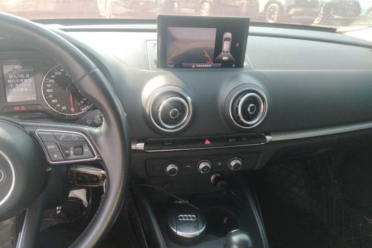 Used Audi A3 2018 30th Anniversary Edition Sportback 35 TFSI Ambition Model