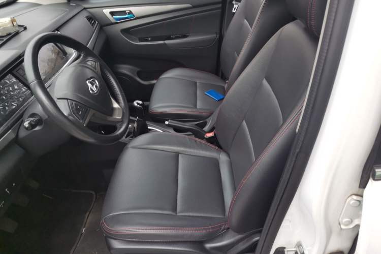 Used CHANGAN KAICHENG Oushang A600 2016 1.5L Manual Luxury 7-Seater