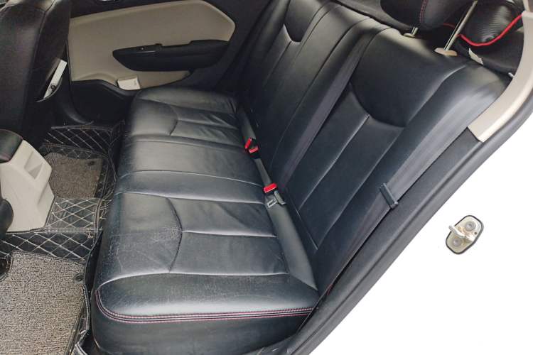 Used Dongfeng Aeolus L60 2015 1.6L Manual New Dynamic Model Left Rear Seat