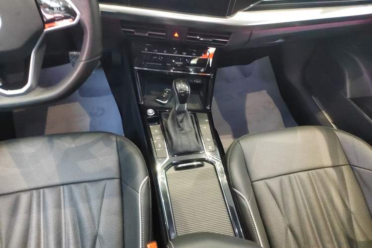 Used Volkswagen Passat 2023 330TSI Starry Luxury Edition