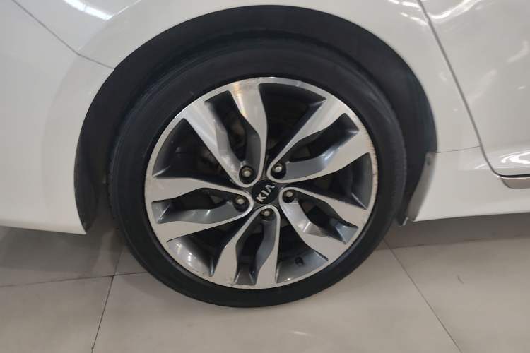 Used Kia K5 2014 2.0L Automatic LUXURY