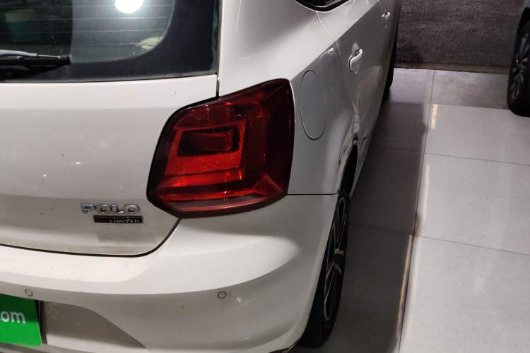 Used Volkswagen Polo 2014 1.6L Automatic 30th Anniversary Edition Right Rear Taillight