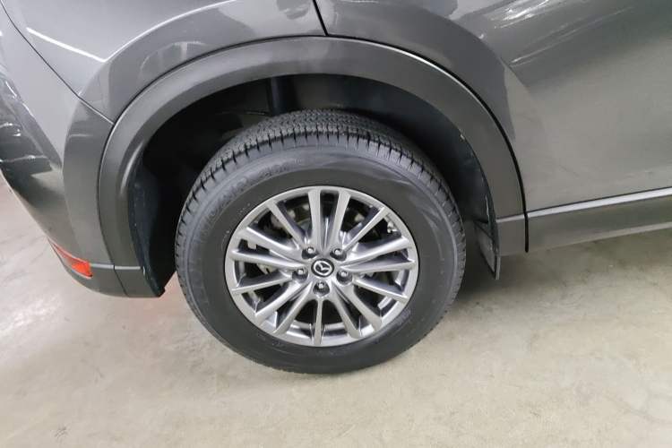 Used Mazda CX-5 2020 2.0L Automatic Two-Wheel Drive Smart Version Right Rear Wheel Hub