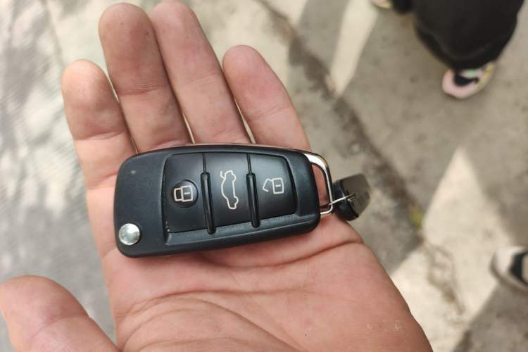 Used Audi Q3 2017 35 TFSI Sport Edition Vehicle Key