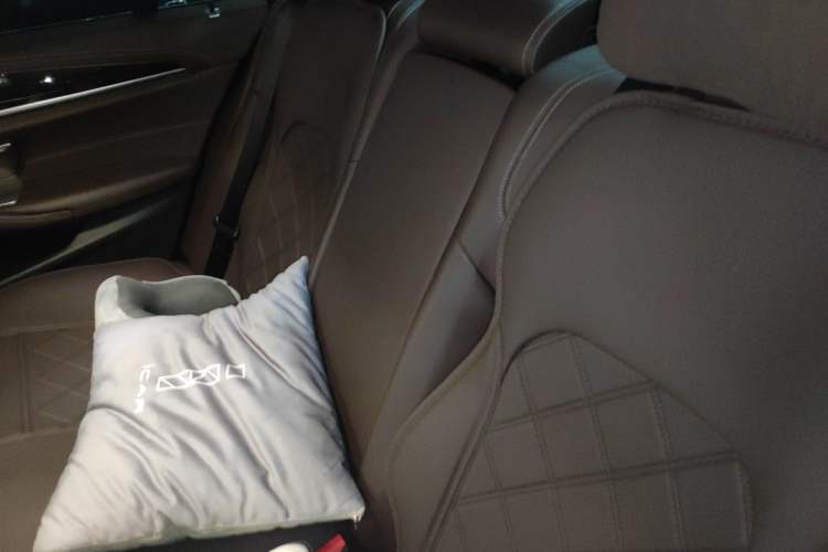 Used BMW 5 Series 2020 525Li Luxury Package
