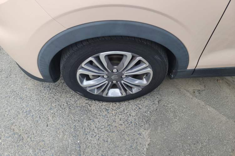 Used Leapmotor T03 2022 Special Edition Left Front Wheel Hub