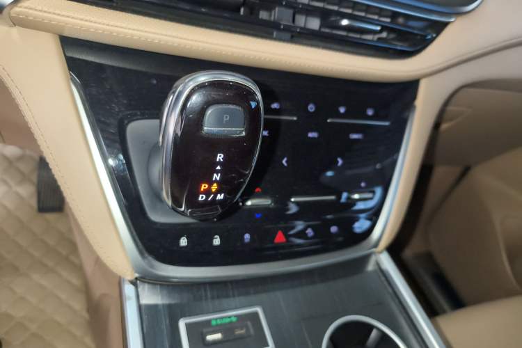 Used Buick GL8 2021 ES Land Cruiser 653T Luxury Edition
