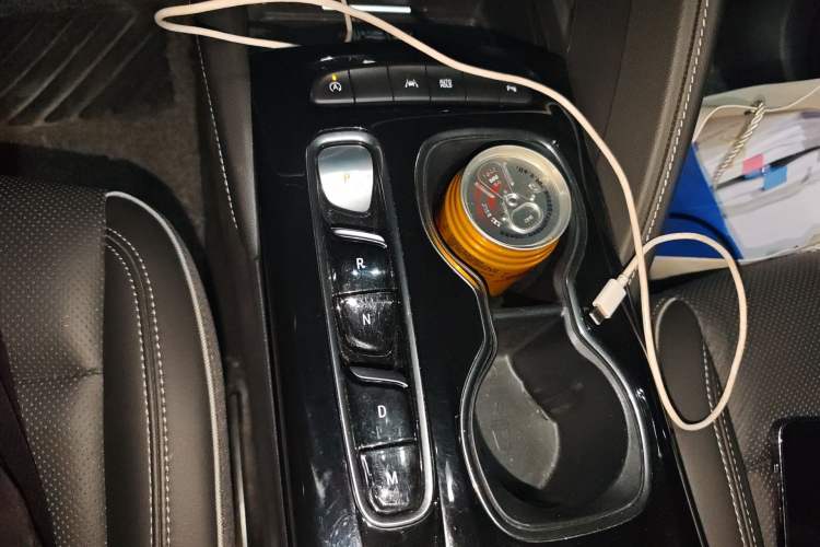 Used Buick Envision 2022 Facelift Encore S 552T Two-Wheel-Drive Luxury Model
