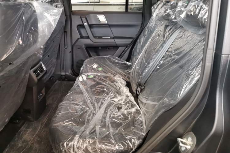 Used Chery Fulwin X3 Plus 2025 Model 401 Two-Wheel Drive Smart Leading Edition Left Rear Seat