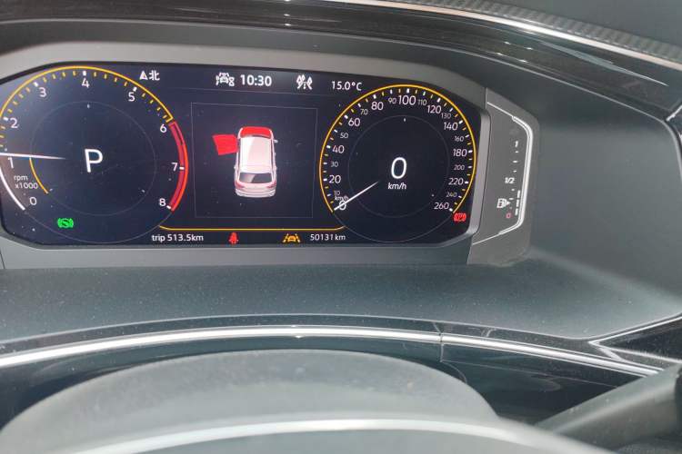 Used Volkswagen Tayron 2020 330TSI Two-Wheel Drive Luxury Connected Pro Edition Odometer Close Up