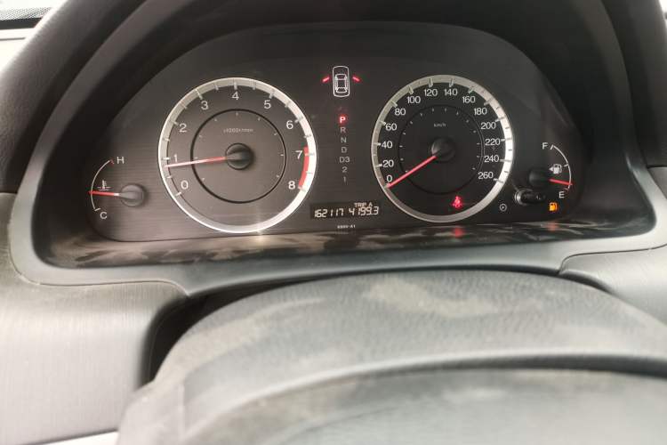 Used Honda Accord 2010 2.4L Millionth Anniversary Edition Odometer Close Up