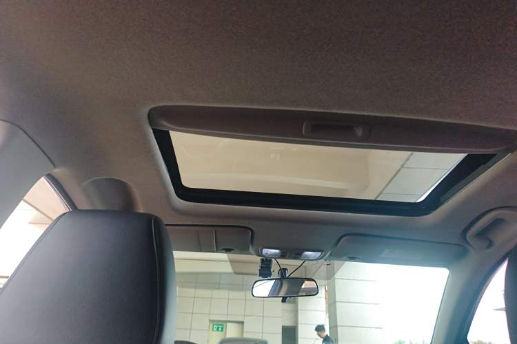 Used Honda Crider 2019 180 Turbo CVT Luxury Edition China VI Emission Standard Headliner