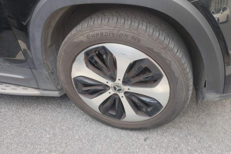 Used Mercedes-Benz GLB 2022 GLB 220 Fashion Model Right Front Wheel Hub