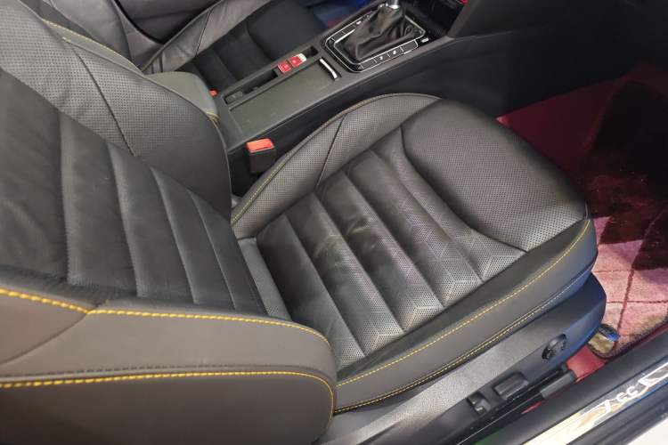 Used Volkswagen FAW-Volkswagen CC 2021 380TSI Striking Edition Right Front Seat